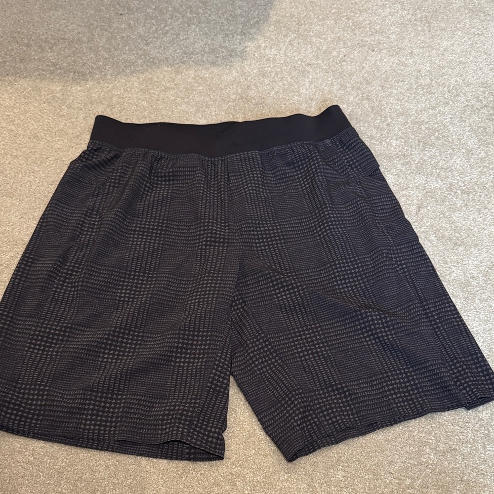 Lululemon Athletica Navy Checkered Men's Shorts